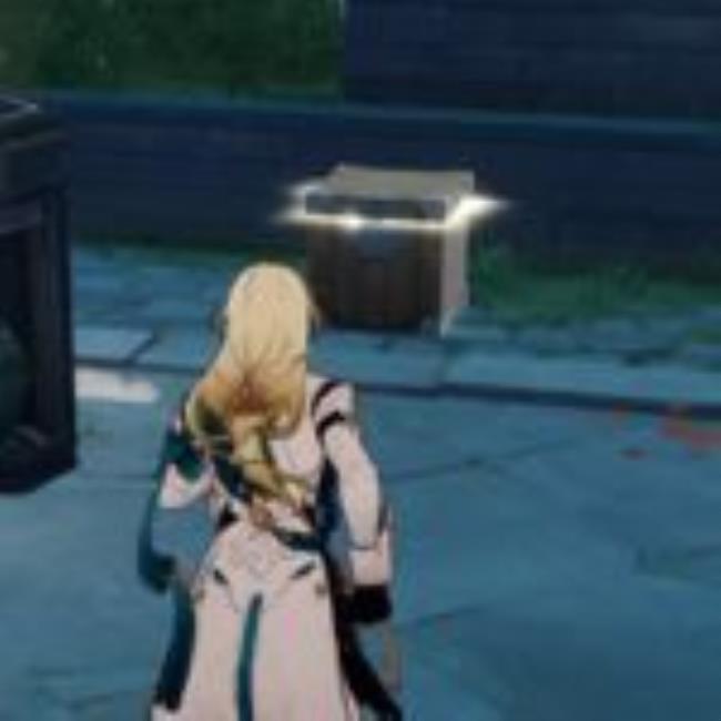 Ho<em></em>nkai Star Rail Luocha With Chest Near Box