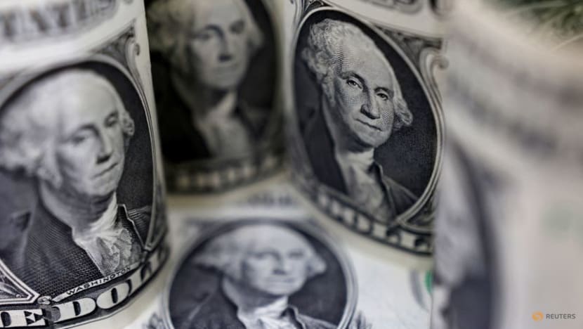 Dollar finds a footing after tumbling on weak eco<em></em>nomic data