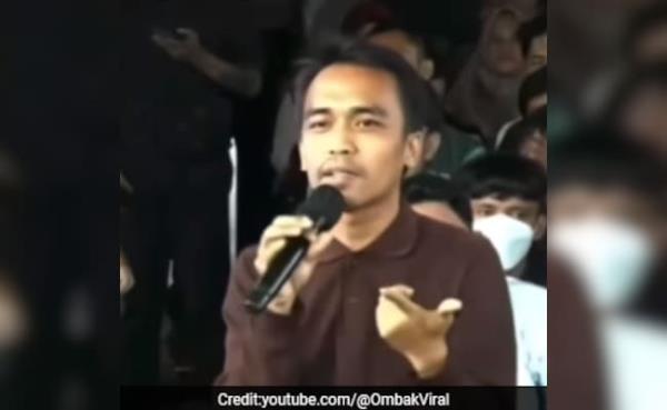 Indo<em></em>nesian Comedian Jailed For 7 Mo<em></em>nths For Blasphemous Joke