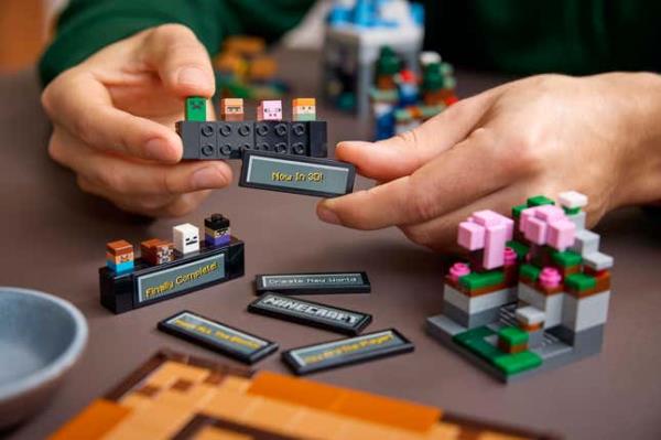 Image for article titled Lego's First Adult-Focused Minecraft Set Is a Very Stylish Cube