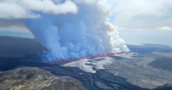 Sundhnúkar craters, located on the Reykjanes peninsula