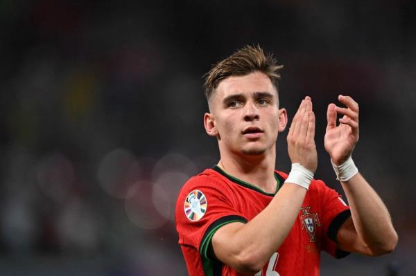 Euro 2024: Co<em></em>nceicao to the rescue as Portugal snatch 2-1 win over Czechs