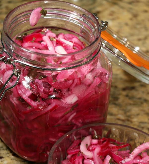 “It’s Amazing”: 40 People Are Sharing Kitchen Tips And Tricks They Learned Throughout The Years