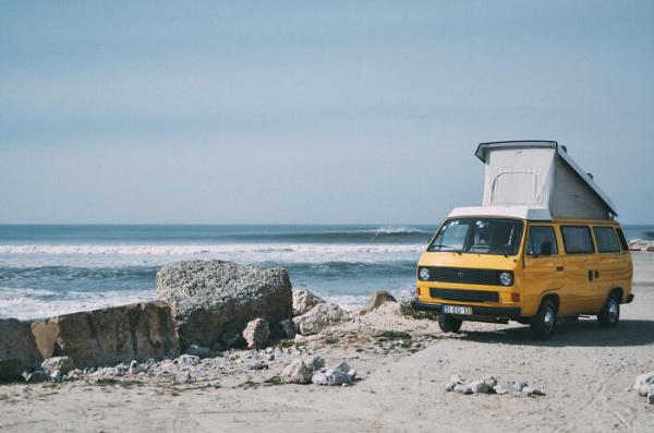 Riding The Waves Has Never Been So Inspiring - Meet Veerle Helsen And Her New Book ‘Surf & Art’
