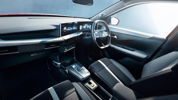 Vauxhall Fro<em></em>ntera - interior