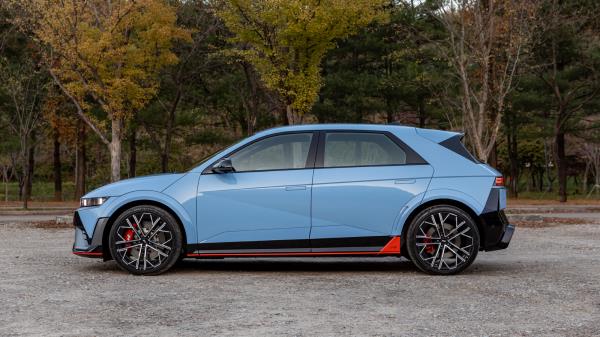 2025 Hyundai Io<em></em>niq 5 N profile