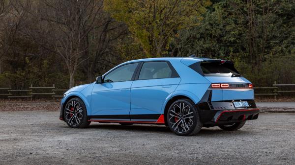 2025 Hyundai Io<em></em>niq 5 N rear three quarter