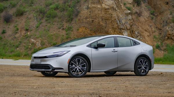2023 Toyota Prius Limited front profile