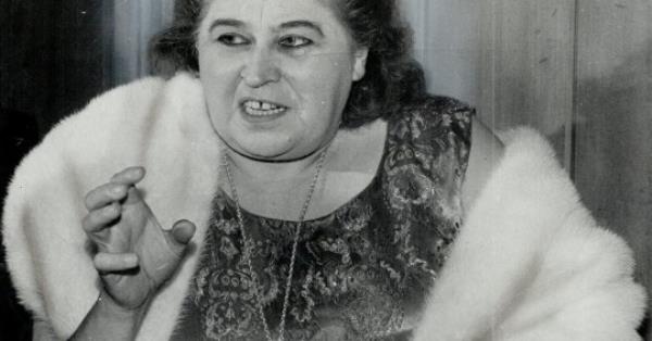 CANADA - SEPTEMBER 24: Sybil leek; english witch; in U.S; She insists that she's a good witch; not a bad one (Photo by Boris Spremo/Toro<em></em>nto Star via Getty Images)