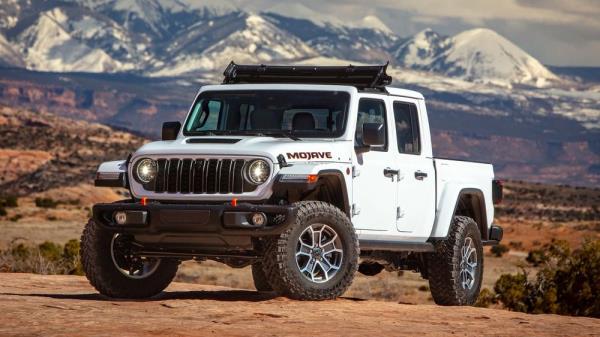 003 2024 jeep gladiator first drive front three quarters view