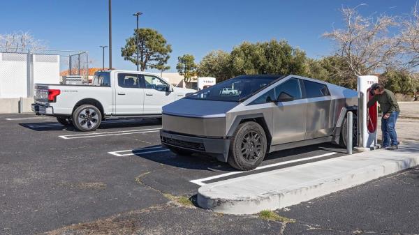 007 2024 Tesla Cybertruck