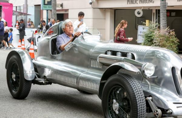 Jay Leno seen driving his vintage Bentley out of Rodeo Drive Co<em></em>ncourse D