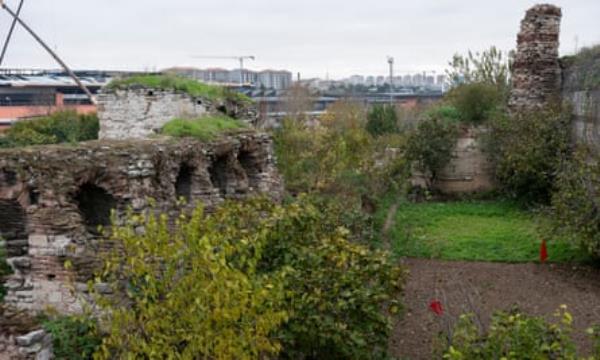 Gardens sit between the walls