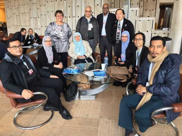Malaysian representatives from Comango and Macsa at the sidelines of 2018's third UPR process in United Nations, Geneva, Switzerland. — Picture courtesy of Ho<em></em>ney Tan