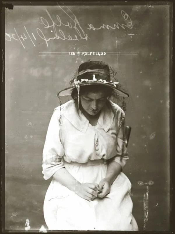 Emma Rolfe (Aka May Mulholland, Sybil White, Jean Harris And Eileen Mulholland), 1 April 1920