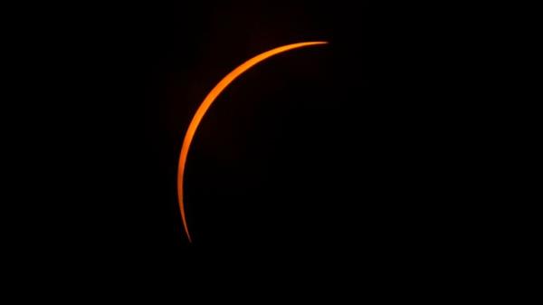 The solar eclipse in Texas.</p>

<p>　　Pic: AP