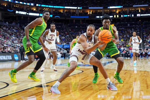 Ta'Lon Cooper hit one of the shots of the day in Thursday's opening round of NCAA tournament play. (Gregory Fisher/Reuters)