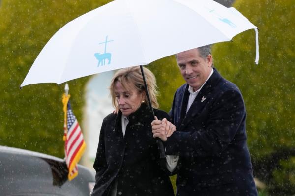 Valerie Biden Owens and nephew Hunter Biden.