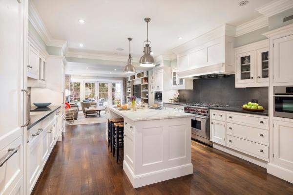 The kitchen.