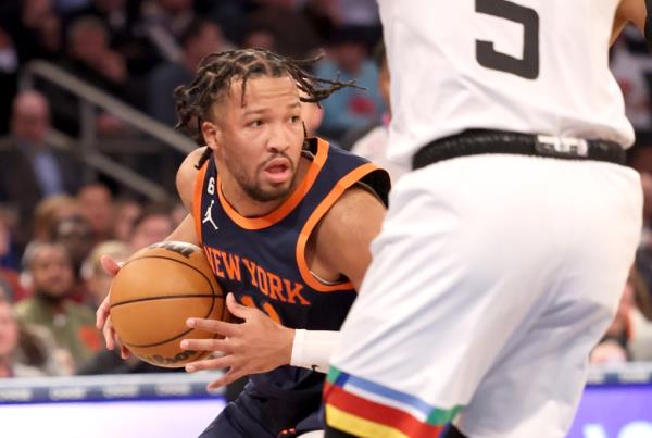 Jalen Brunson looks to make a move against the Timberwolves on Mo<em></em>nday night at the Garden. 
