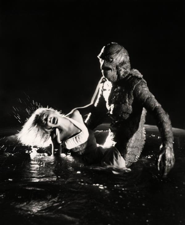 Lori Nelson, Ricou Browning</p>

<p>　　Creature From The Black Lagoon - Revenge Of The Creature - 1955</p>

<p>　　
