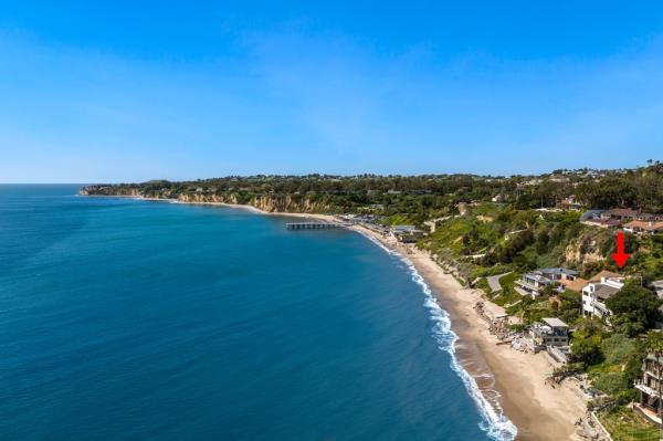 chris chelios malibu home listing