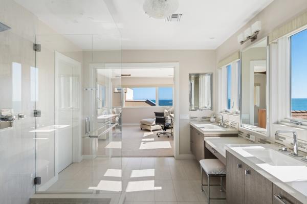 chris chelios malibu home listing