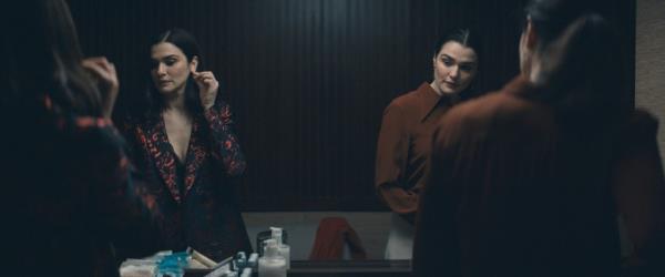 Rachel Weisz in Dead Ringers 