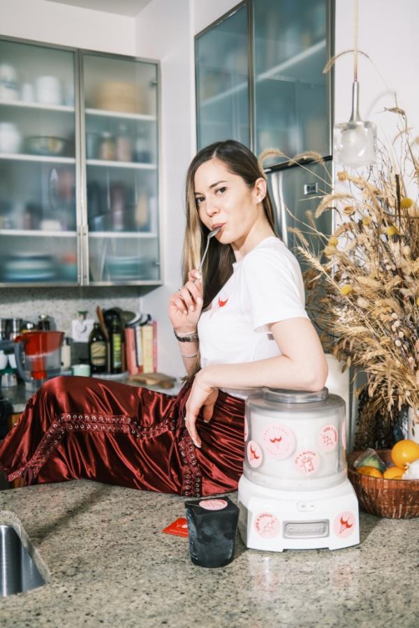 Luba Dudenko Kinky Scoops founder