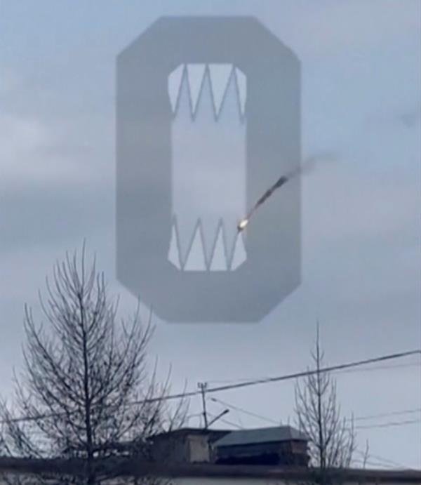 Russian military jet explodes mid-air before crashing.