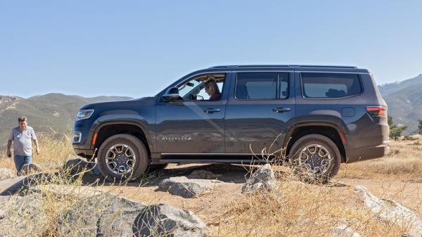 006 2023 Jeep Wago<em></em>neer Off Road