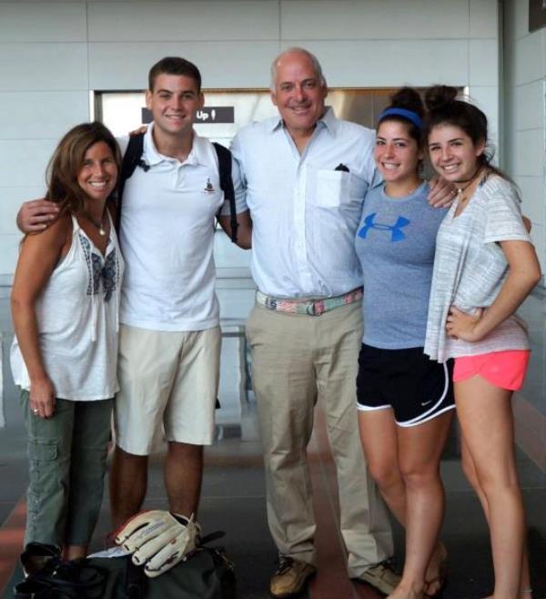 A picture of the Wiener family.