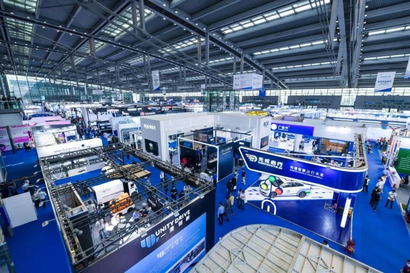 手机远程控制摄像头原理_远程摄像机：科技助力,让安全触手可及_手机远程操控摄像头是什么原理