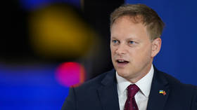 UK threatens Yemen with bombing