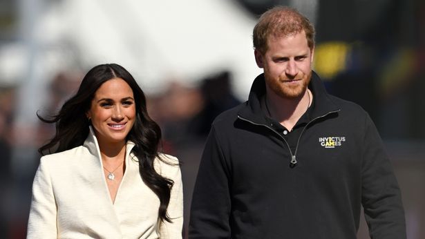 泰勒马克大学_在Spotify的播客遭到冷落后，梅根·马克尔被拍到出席泰勒·斯威夫特的演唱会_马克泰尔简介