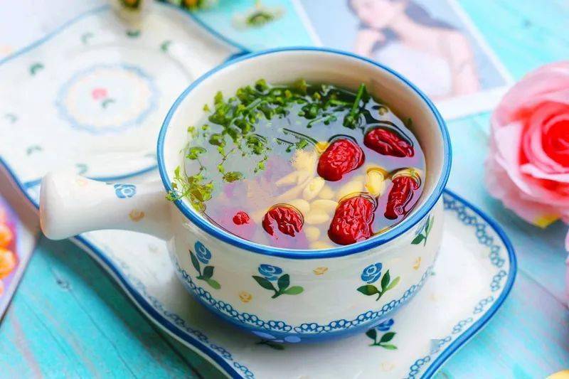 我宰杀妻子吃肉_吃肉变素食咒_男子大声疾呼,他欺骗素食的妻子吃肉