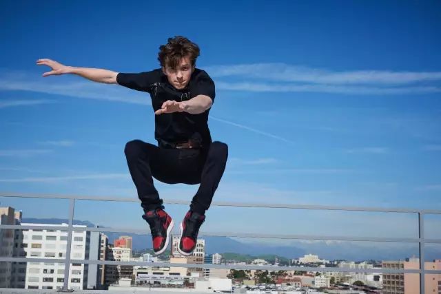 小蜘蛛荷兰弟电影顺序	超凡蜘蛛1电影高清_蜘蛛大电影_电影蜘蛛2