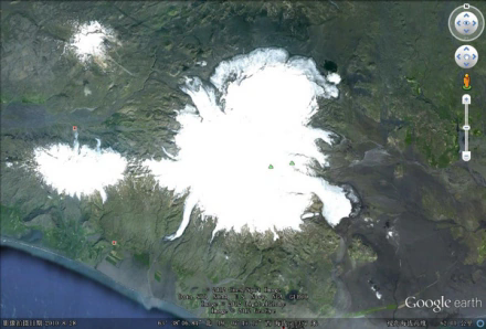 冰岛警告游客远离喷出熔岩和有毒气体的火山_火山喷发毒气_火山喷出的气体