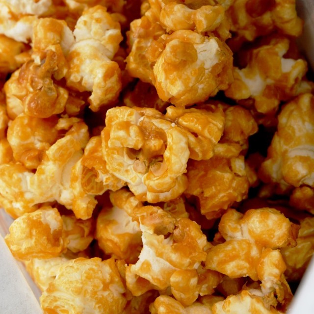 巧克力饼干蛋糕图片_巧克力饼干做蛋糕_王室成员最喜欢的食物揭晓，从炸鱼薯条到女王最喜欢的巧克力饼干蛋糕