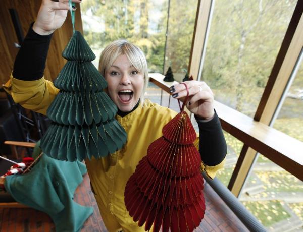 Tara-Lynne O’Neill in the classic tale of Hansel and Gretel playing at the Lyric Theatre Belfast