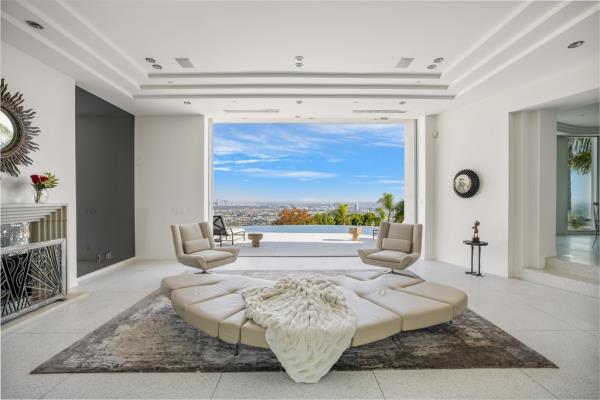 joan dangerfield mansion price reduction