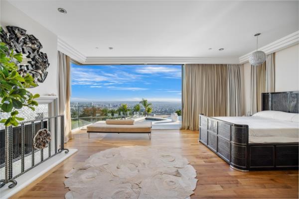 joan dangerfield mansion price reduction